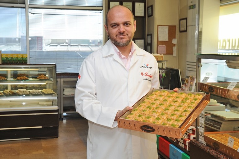 Ünlü baklavacı Serdar Seyitoğlu'na tutuklama talebi